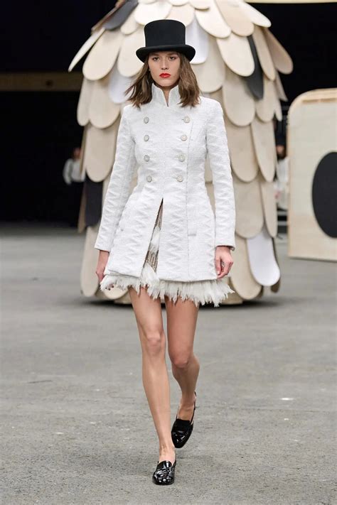 haute couture 2023 chanel|Chanel fashion show 2023.